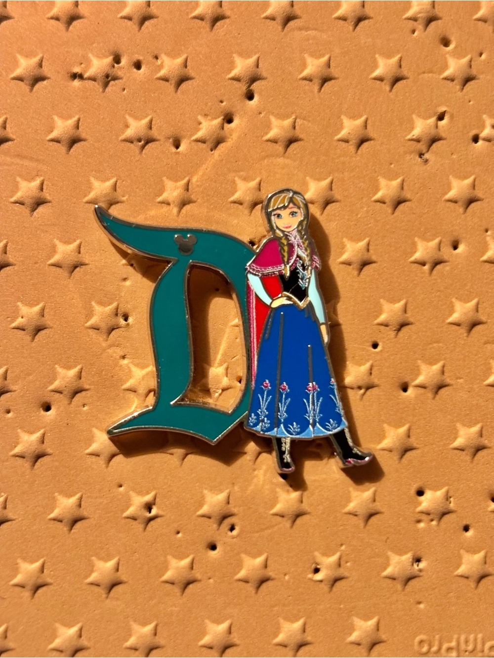 🩵Disneyland Anna D Pin